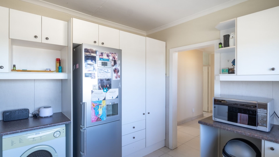 To Let 2 Bedroom Property for Rent in Claremont Western Cape